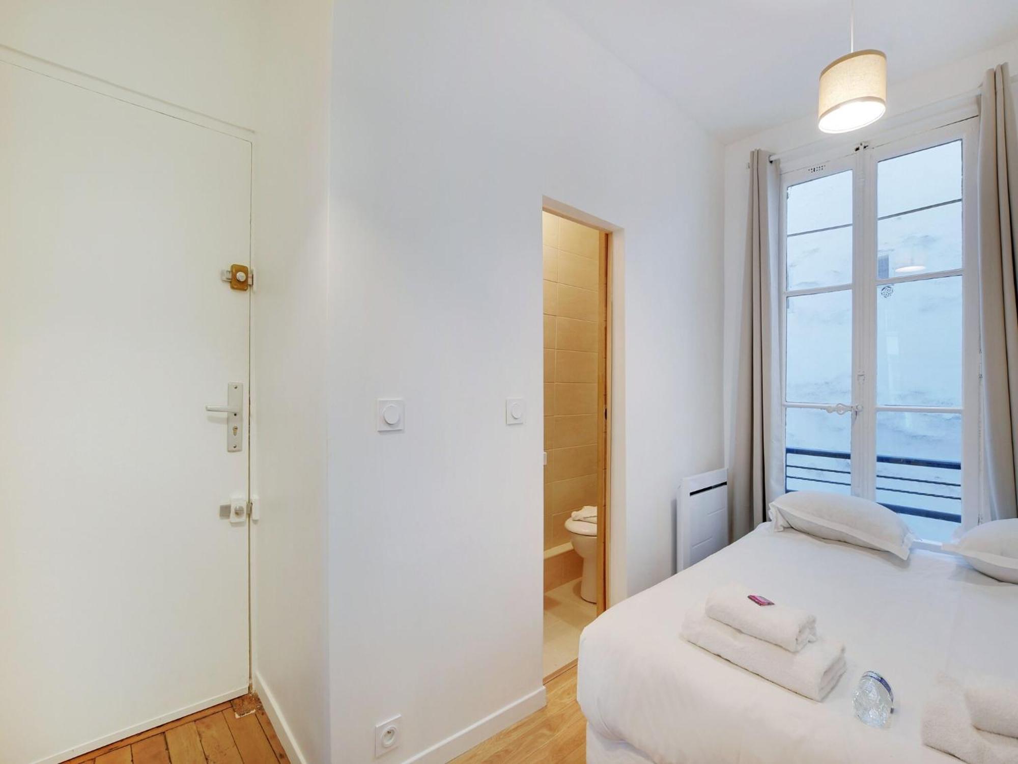 Charming Flat Near Grands Boulevards *